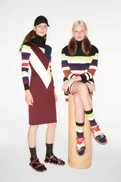 Look 11